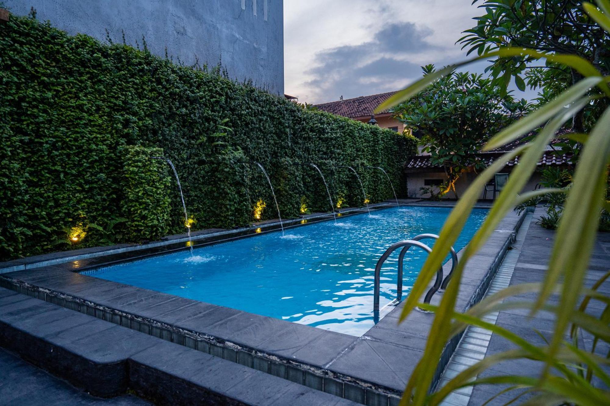 D Ajenk Boutique Guesthouse Kejayan Exterior photo
